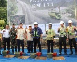 Wakil Bupati Lahat Widia Ninngsih, Peletakan Batu Pertama Pembangunan Flyover Ruas KM. 111