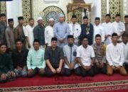 Wali Kota H. Rachmat Hidayat Sholat Tarawih di Masjid Al-Miqot