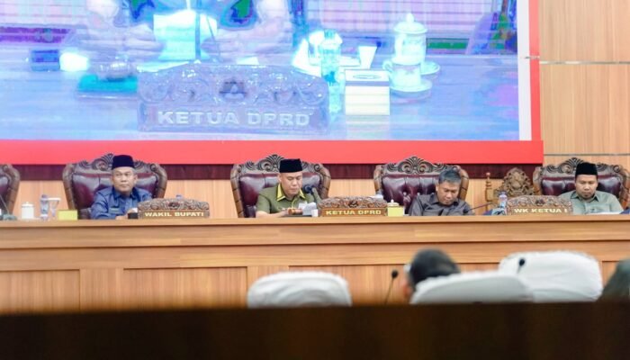 Paripurna DPRD Musi Rawas Penyampaian Nota Pengantar dan LKPJ Bupati TA 2025