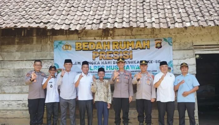Peletakan Batu Pertama Bedah Rumah Polres Musi Rawas Hari Bhayangkari ke-80 oleh Wabup H. Suprayitno