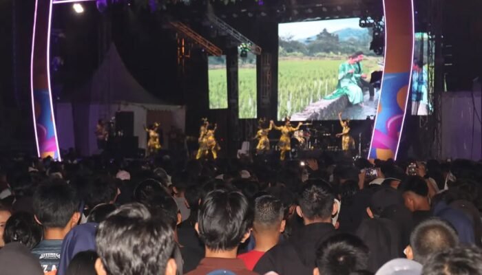 Antusias Masyarakat Banjiri Lapangan Seganti Setungguan Perayaan Hari Jadi Kabupaten Lahat ke-157